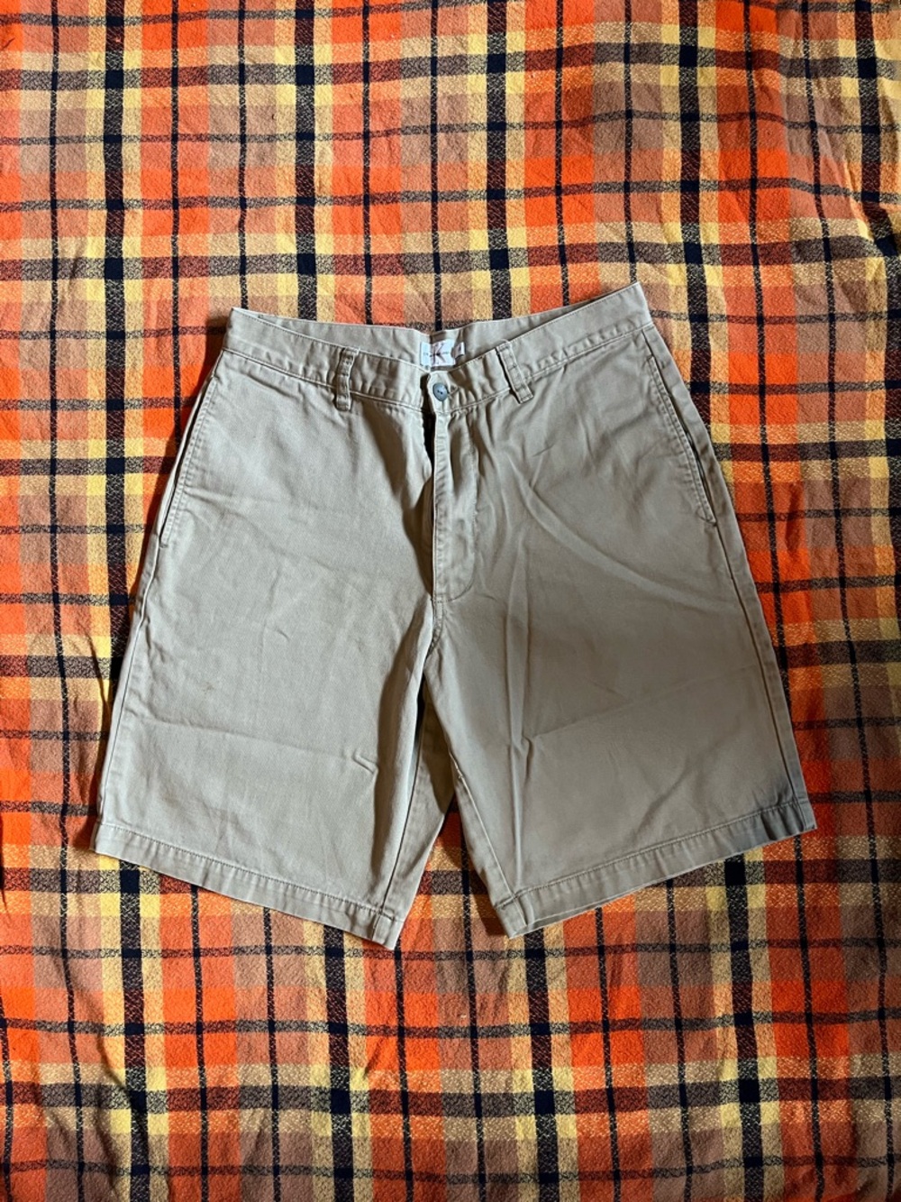 Vintage Calvin Klein Jeans Men's Khaki Flat-Front Shorts - Light Tan